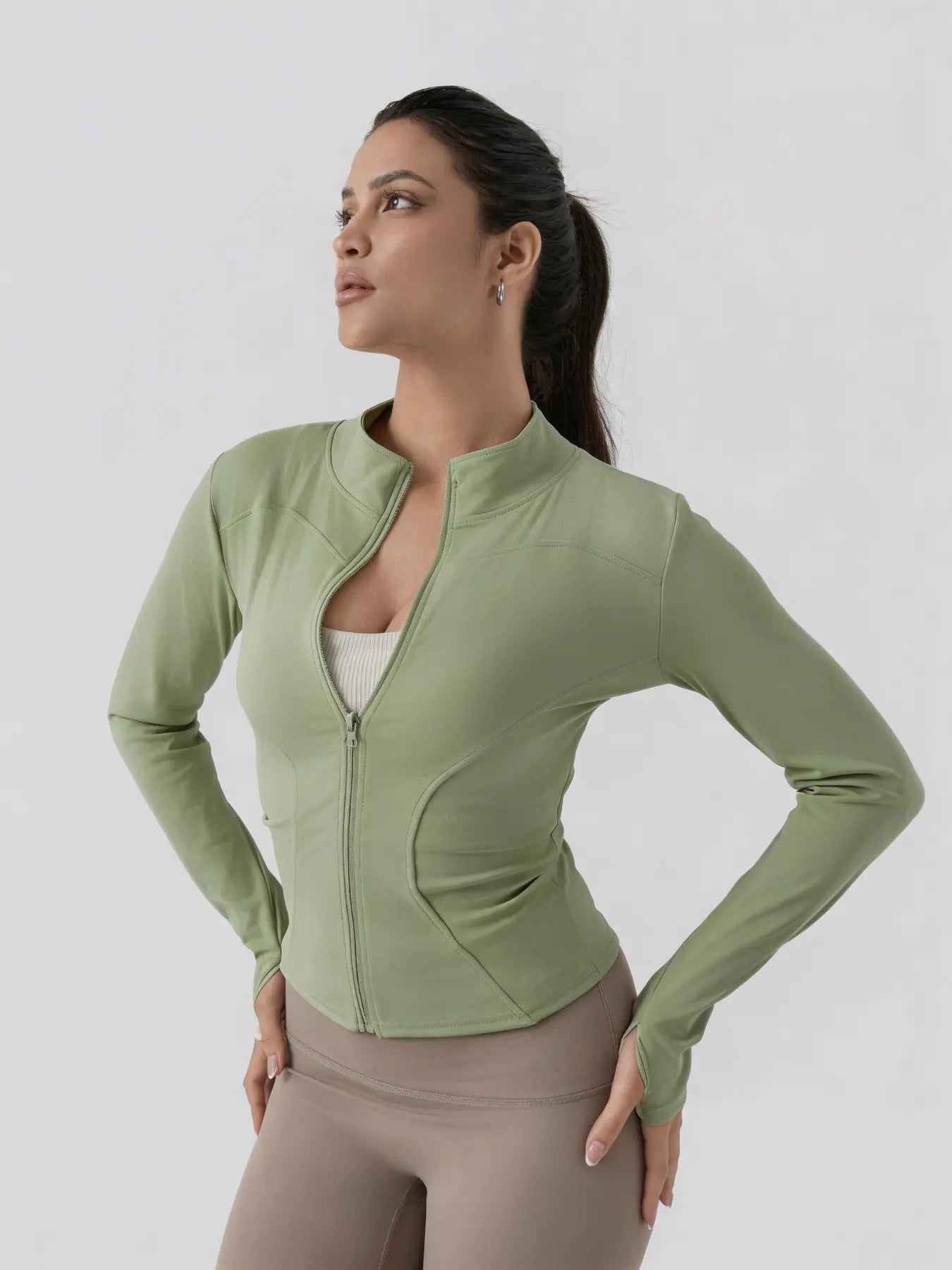 Women'S Lightweight Full Zip Long Sleeve Running Jacket, Workout Jackets, Slim Fit Yoga Sportswear, Thumbhole Jacket Design, Perfect for Fitness and Gym, Sporty Breathable Outerwear